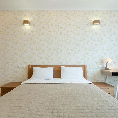 Petrovdom Apartments 3-143 In Rc Central Park, 7 John Mccain Street Kyiv Exterior photo